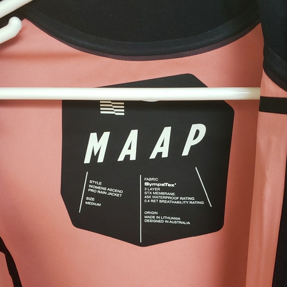 MAAP Navy Cycling Jacket - Picture 3 of 5